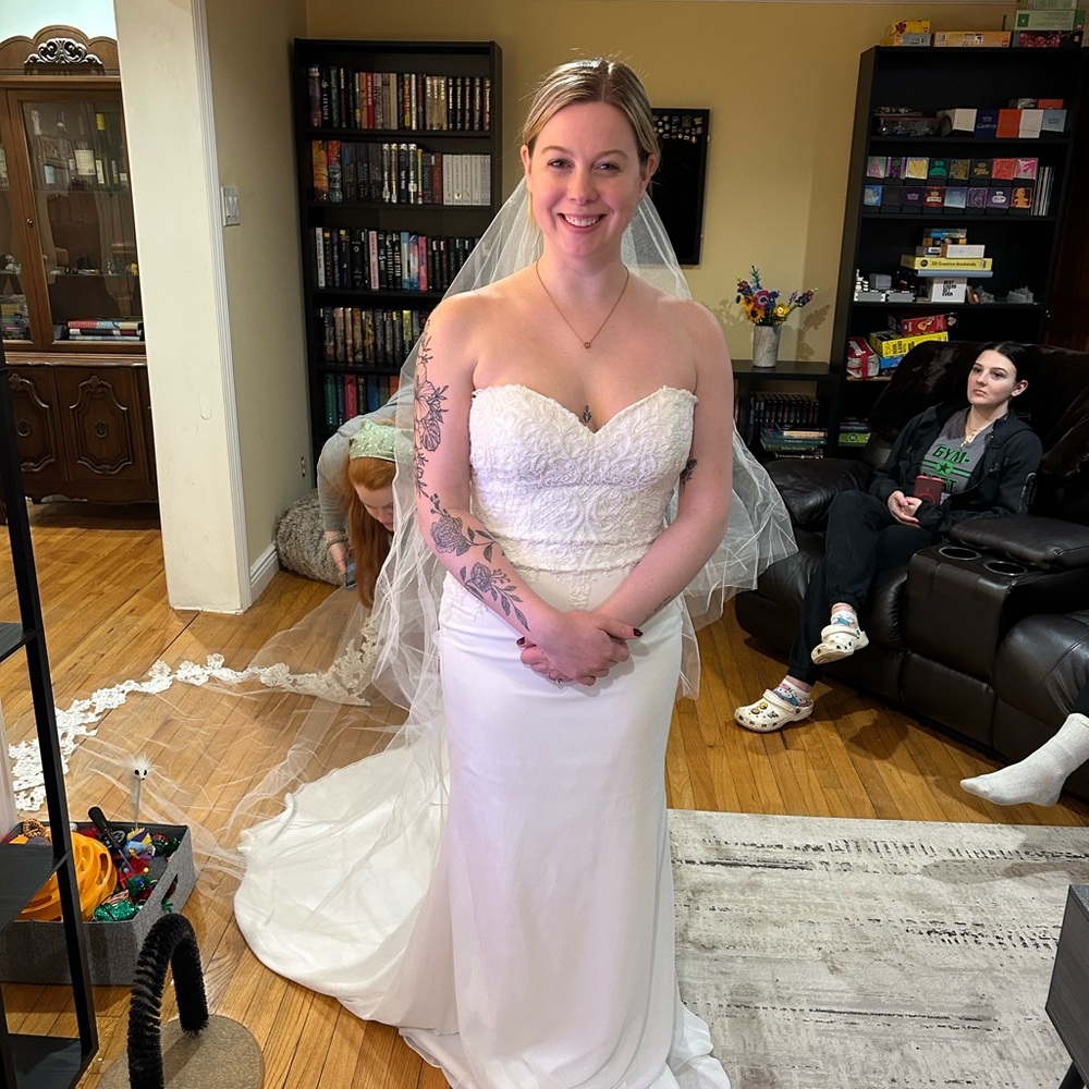 Wedding dress